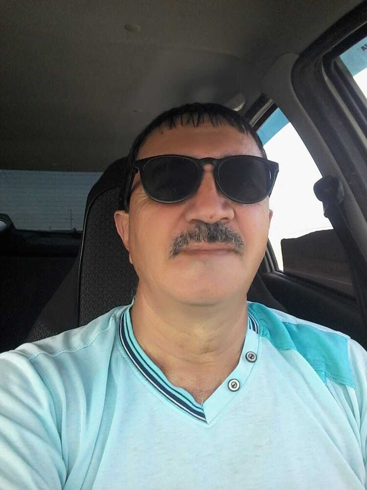  27875026  Aliko, 53 ,    