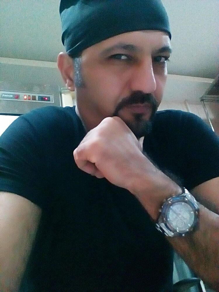  36542576  Gokcan, 42 ,    
