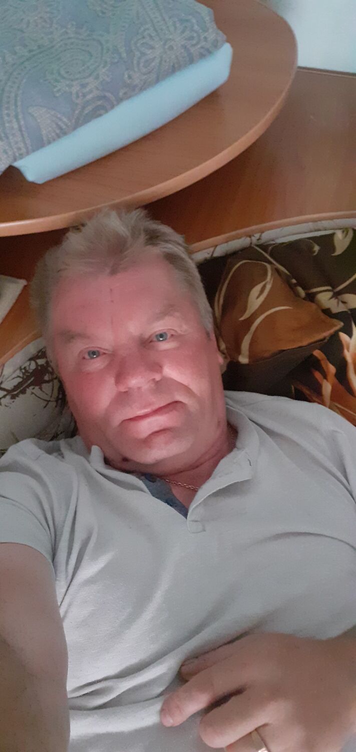  ,   Alexander, 61 ,   c 