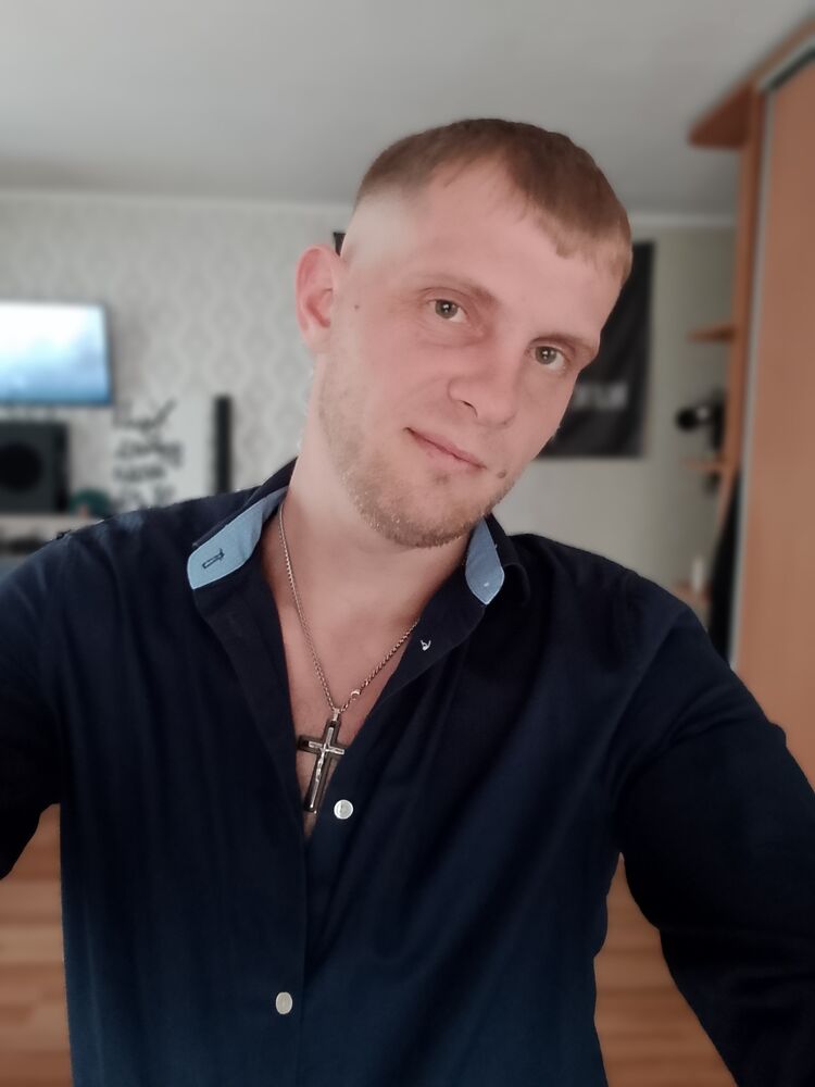  53652846  Alexander, 34 ,    