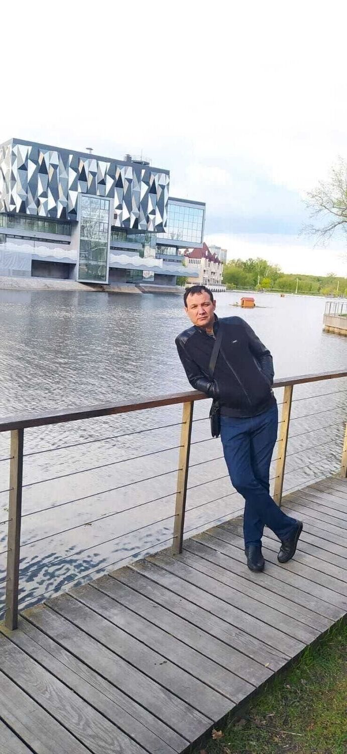  26688116  Otabek, 43 ,    