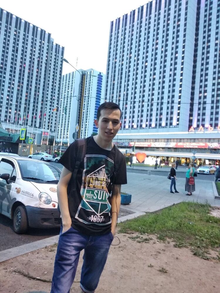  34881386  Rashid, 27 ,    
