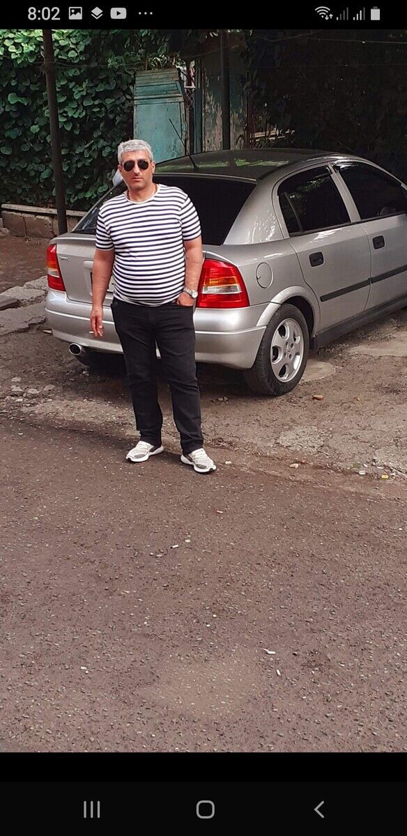  20272976  Beno, 43 ,    