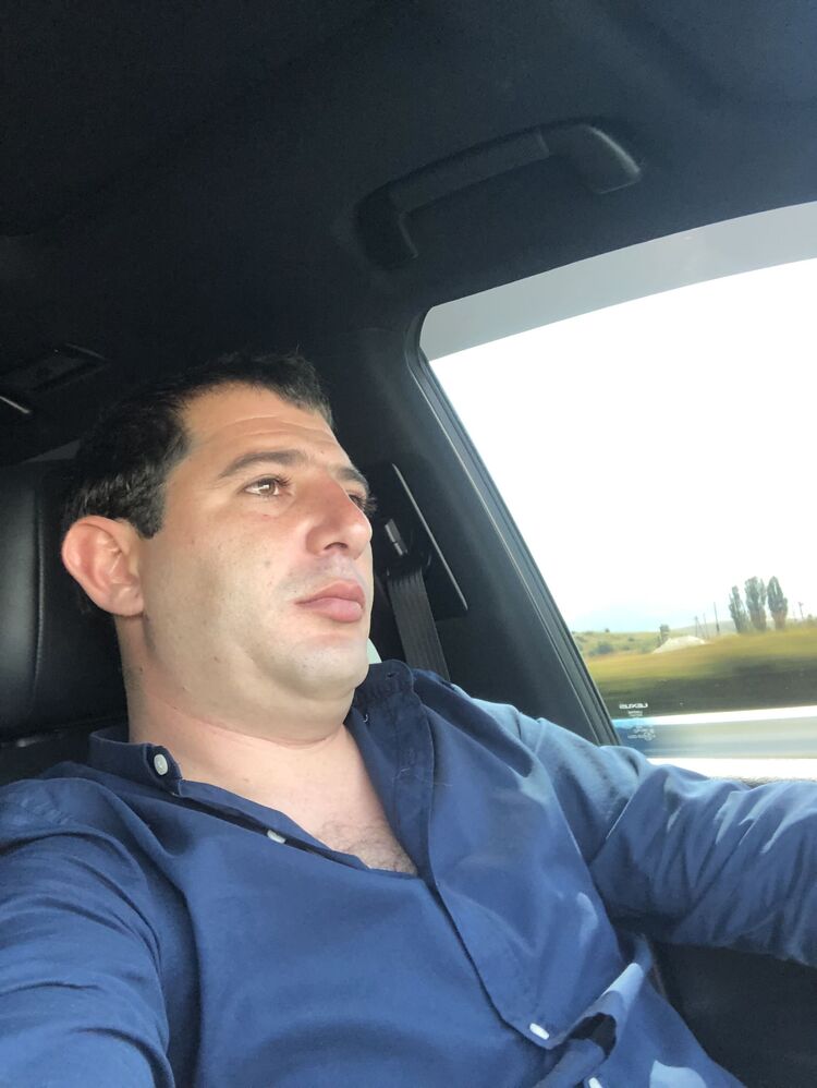  54479176  Narek, 35 ,    