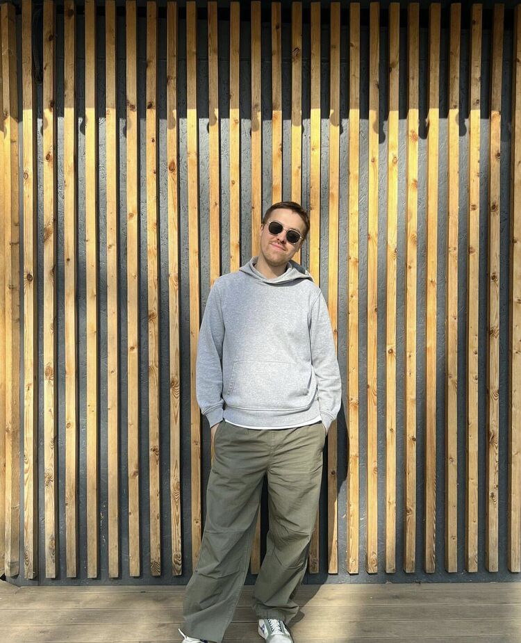  37455476  , 34 ,    -