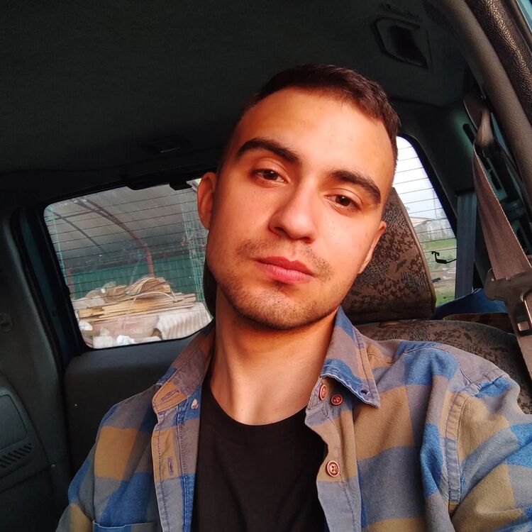  49512256  Andrey, 24 ,    