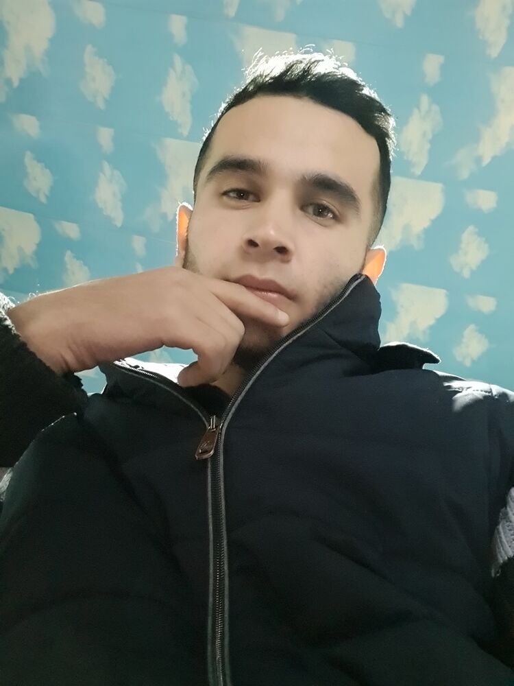  ,   Parviz, 24 ,   , c 