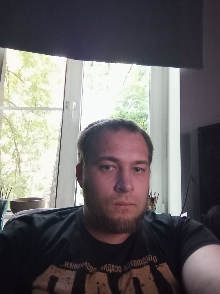  52996126  , 28 ,    
