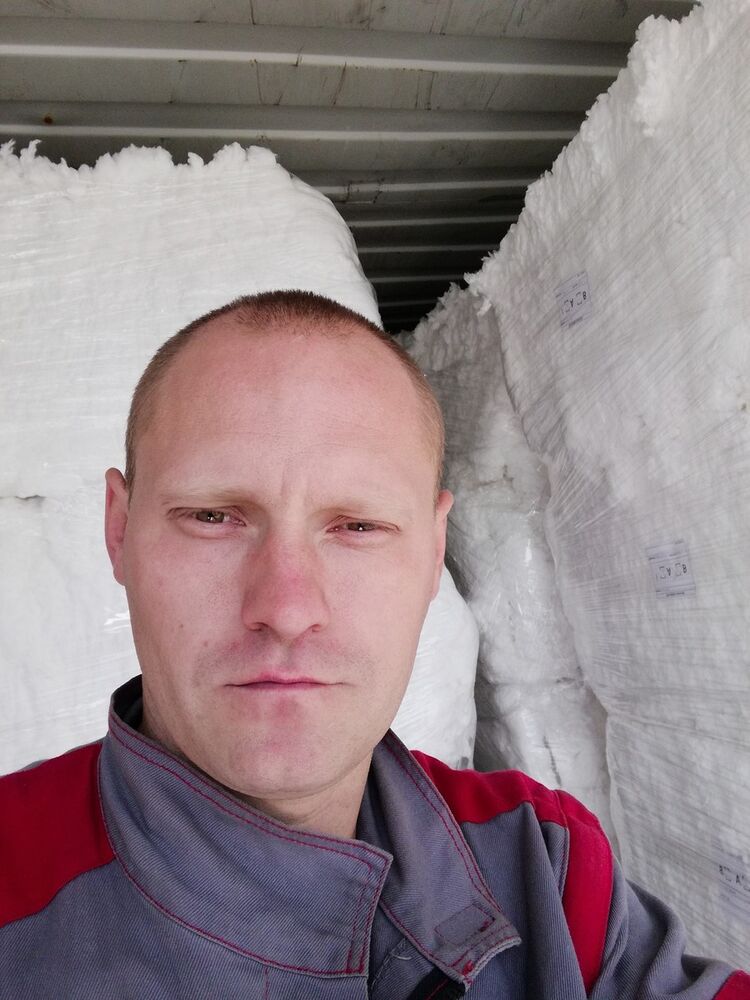  18139716  DMITRIJS, 37 ,    