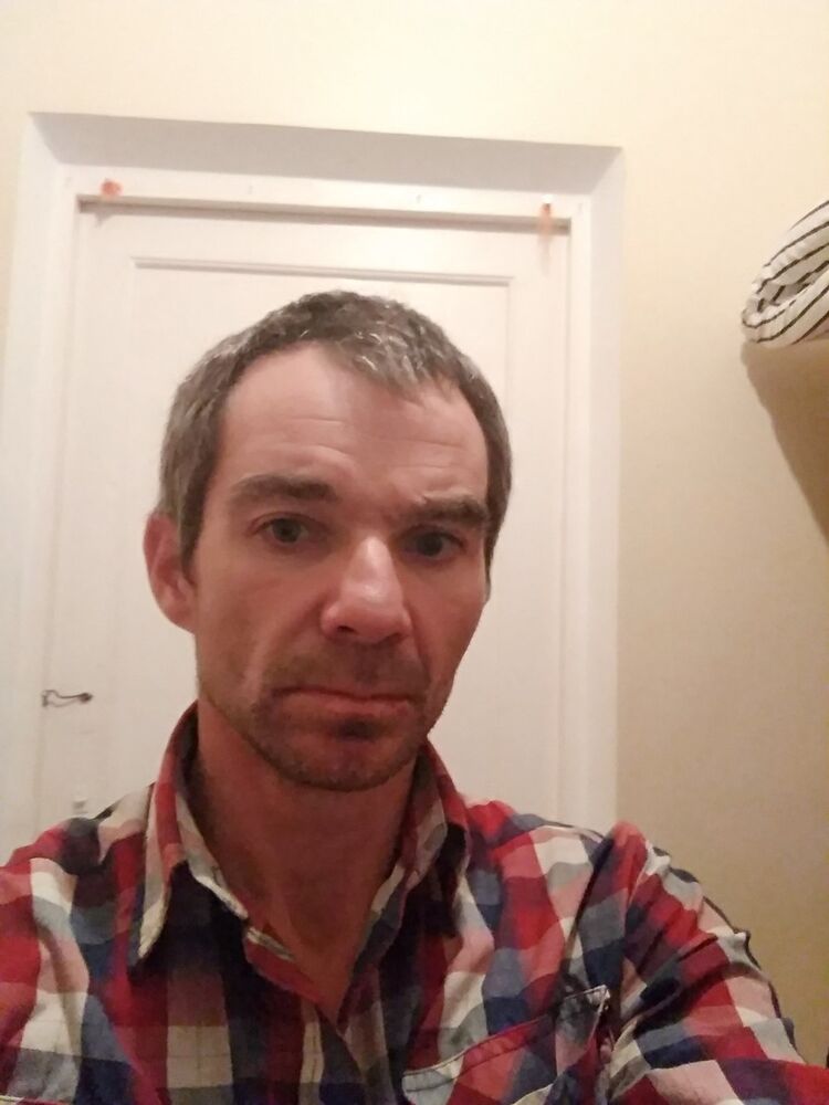  ,   Robert, 48 ,   