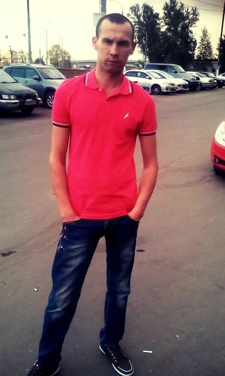  ,   Vasilii, 33 ,   ,   