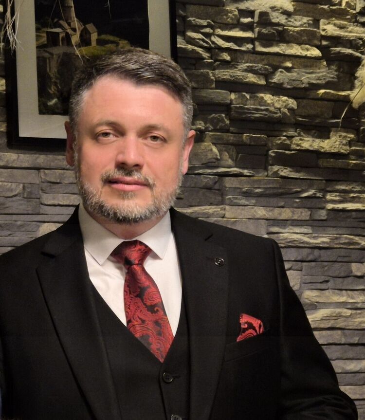  ,   Kirill, 46 ,   ,   , c 