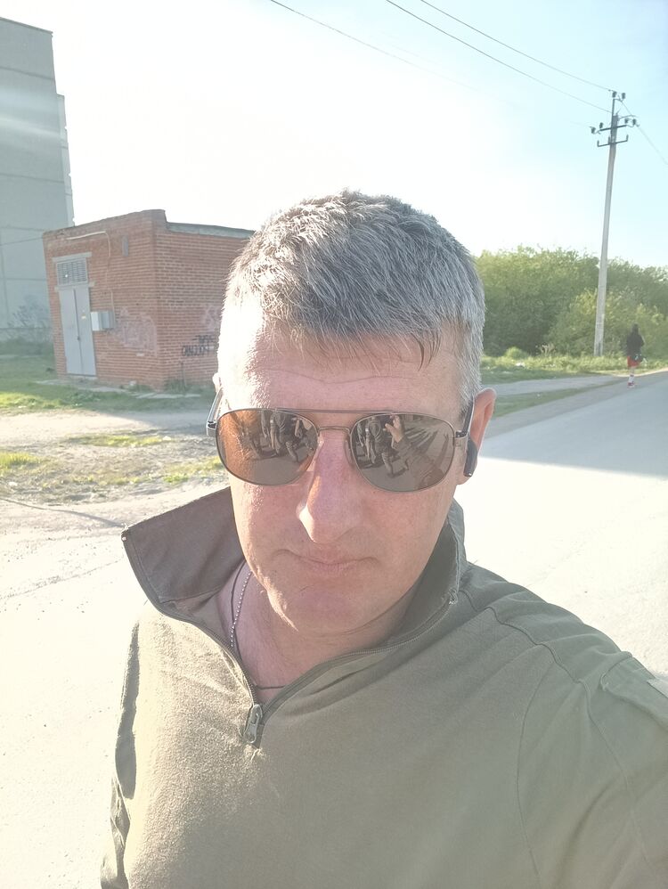  44351316  , 37 ,    