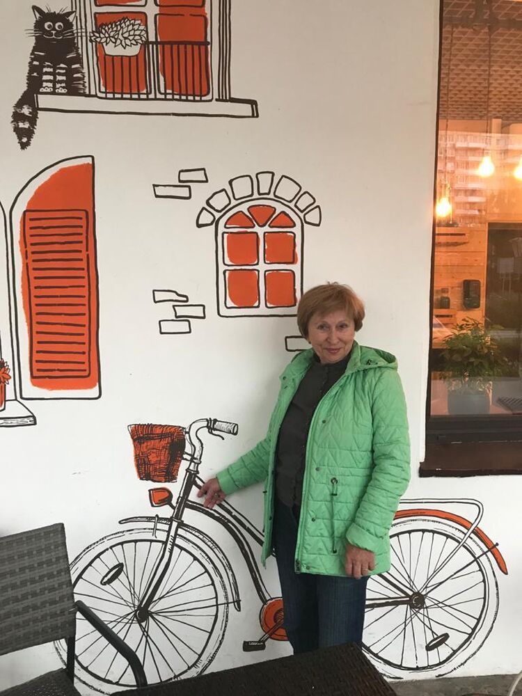  49009196  Luda, 74 ,    -