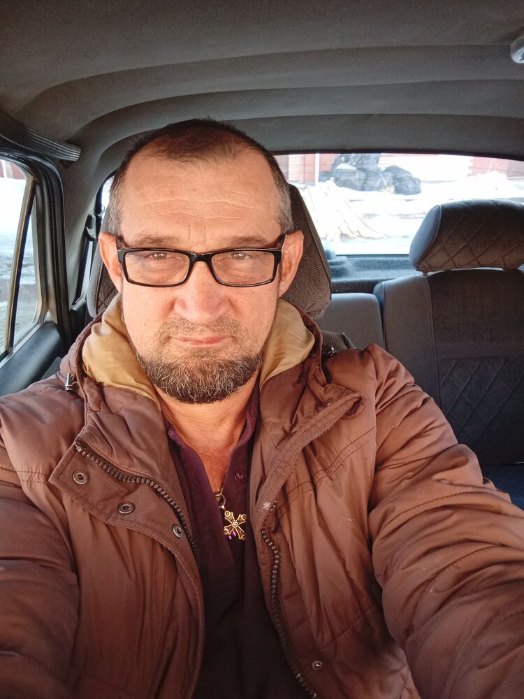  43643966  , 52 ,    