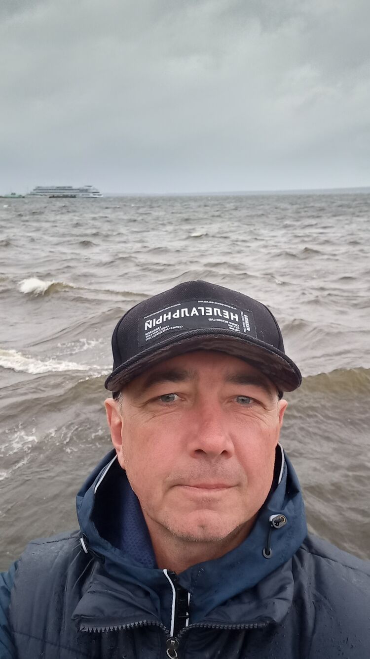  29630256  Rafael, 52 ,    -