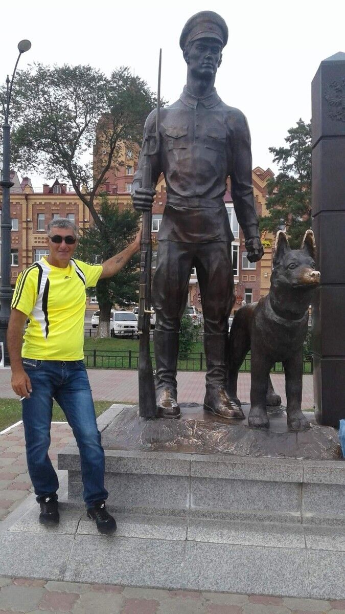  ,   Ararat, 49 ,   ,   , c 