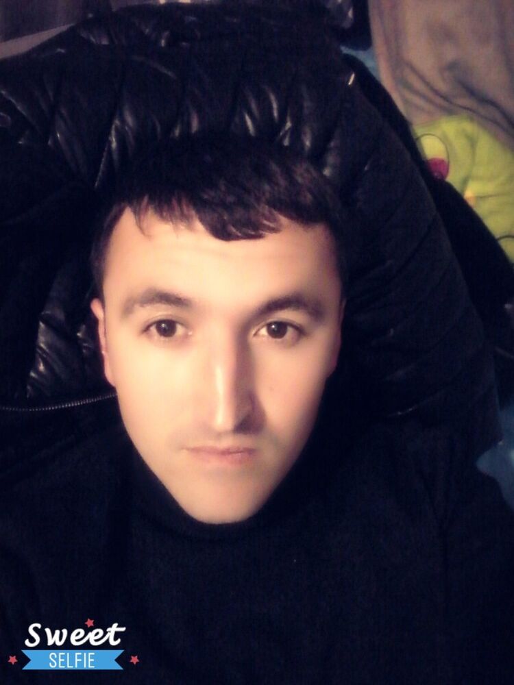  18858046  Bobur, 38 ,    