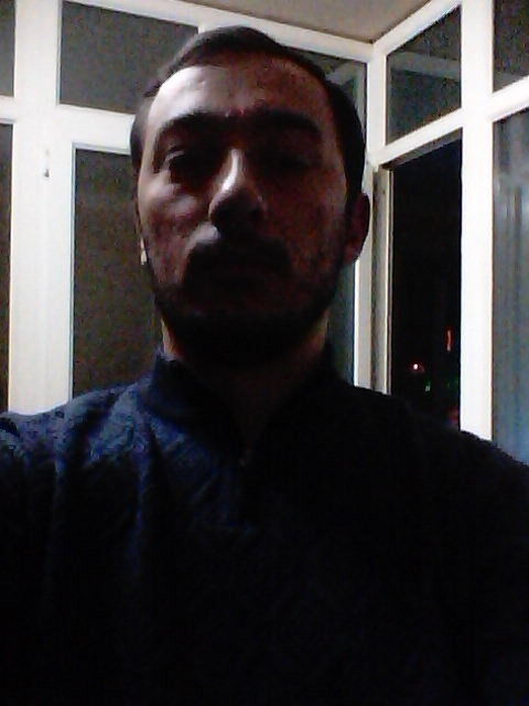 ,   Hakop, 39 ,   