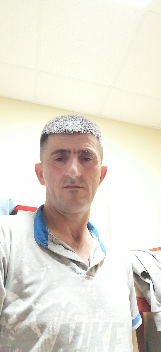  ,   Victor, 47 ,     , c , 