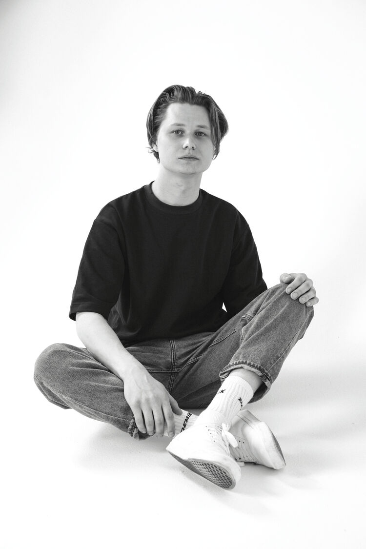 -,   , 27 ,   ,   