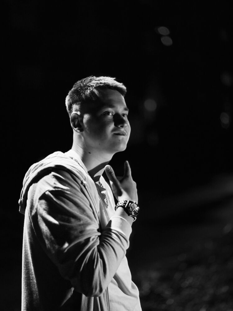  -,   , 22 ,   ,   , c 