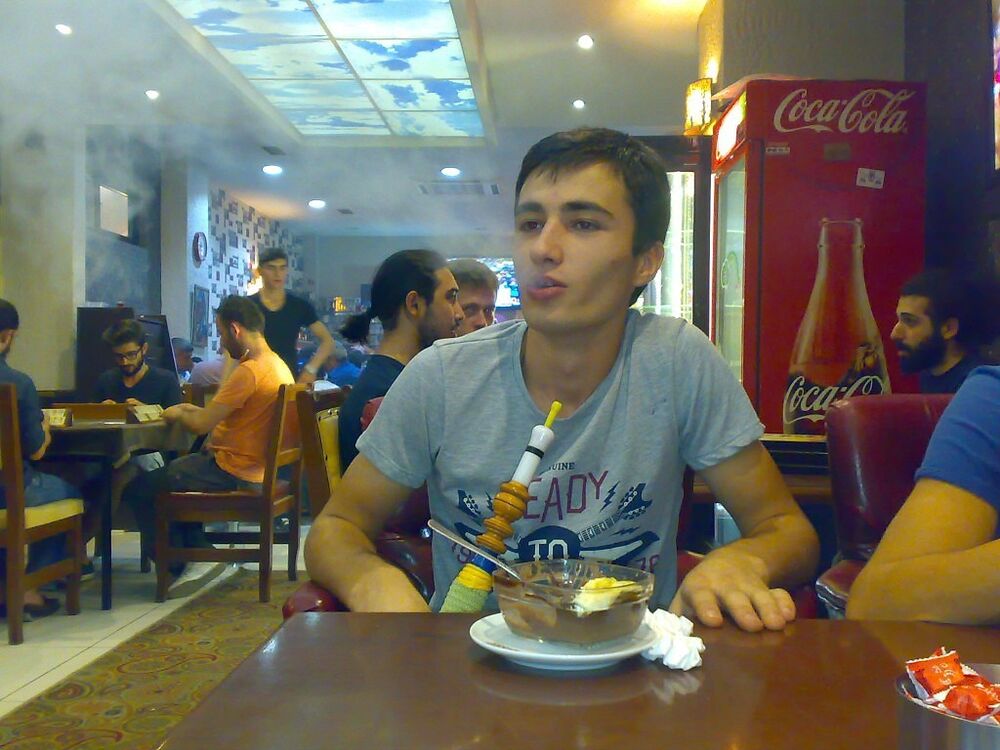  5040626  Gio, 39 ,    