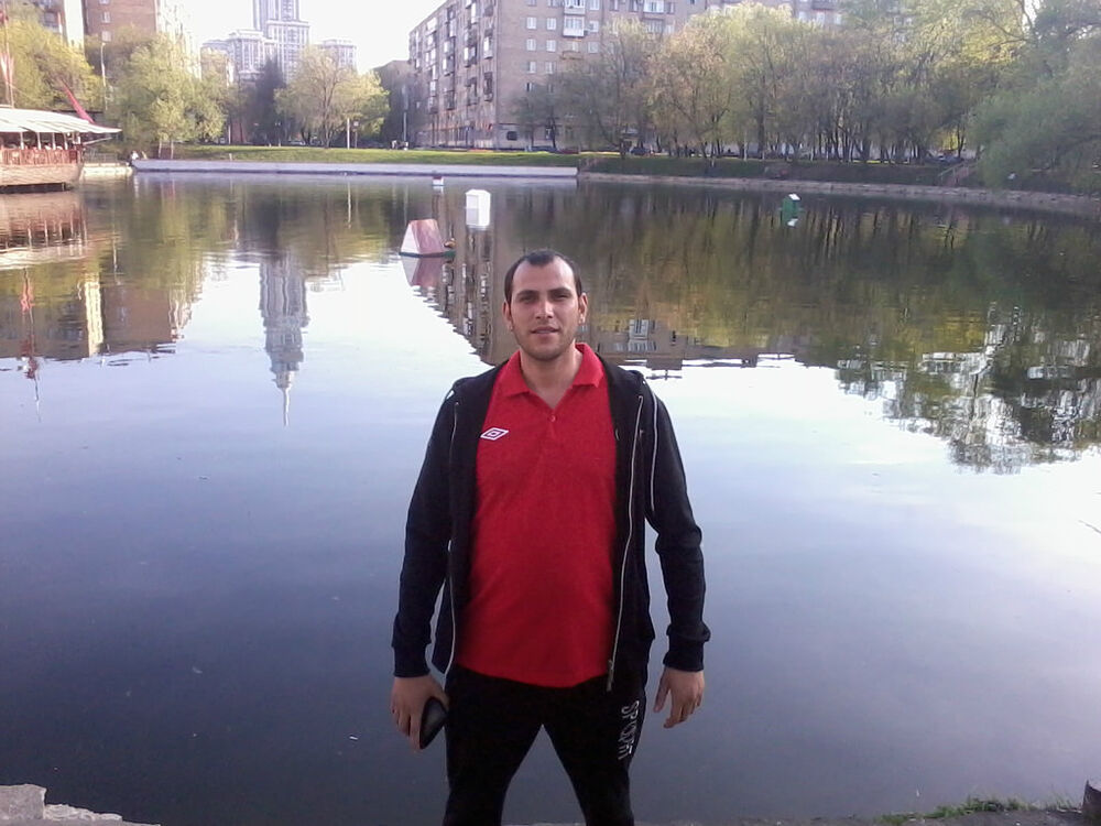  4297166  Natiq, 39 ,    