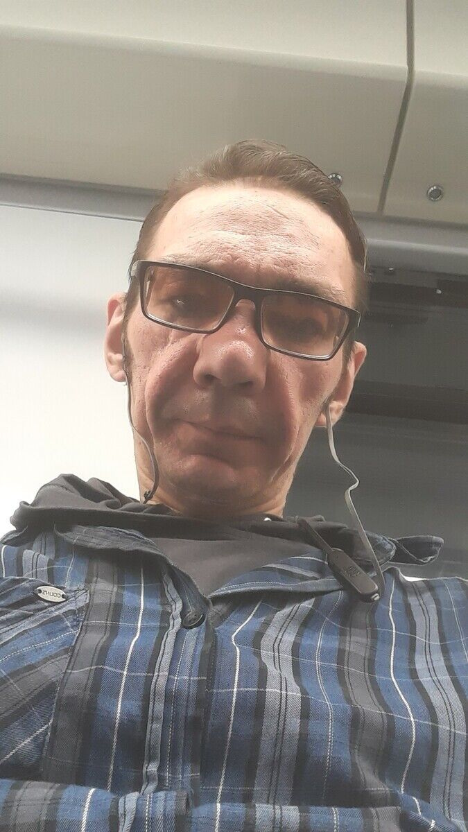  21203836  , 45 ,    