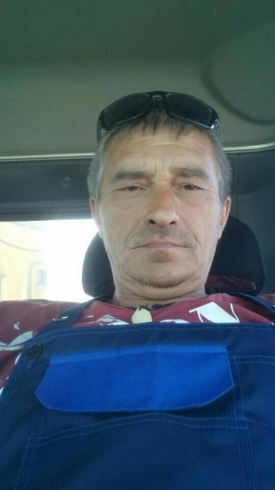  -,   Igor, 59 ,   c 