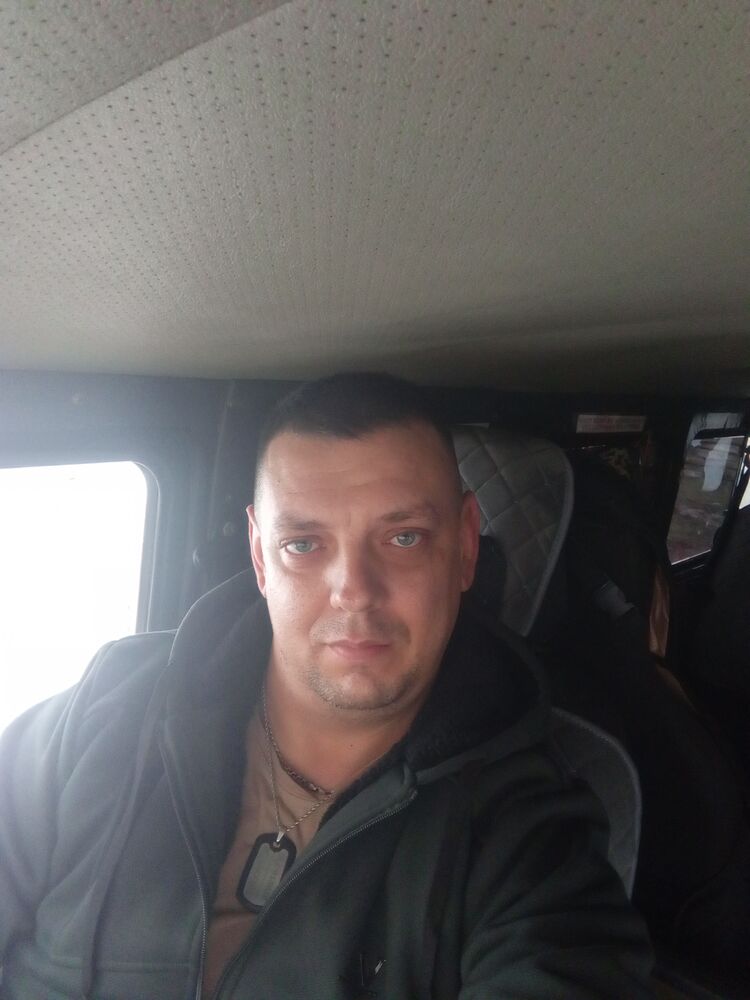  48962626  , 37 ,    