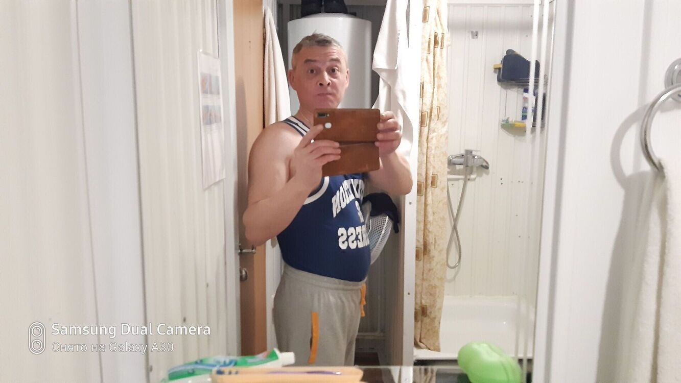  ,   Andrey, 40 ,   ,   