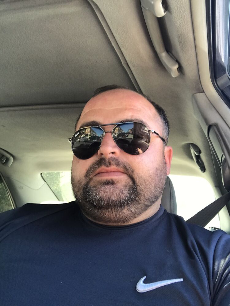  46224826  Shavlegi, 37 ,    