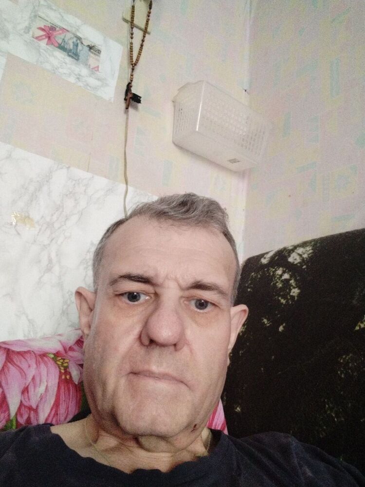  42628856  , 59 ,    