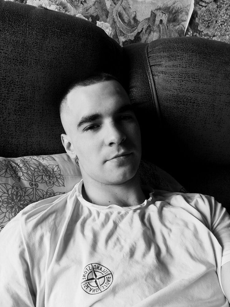  51459176  Anton, 27 ,    