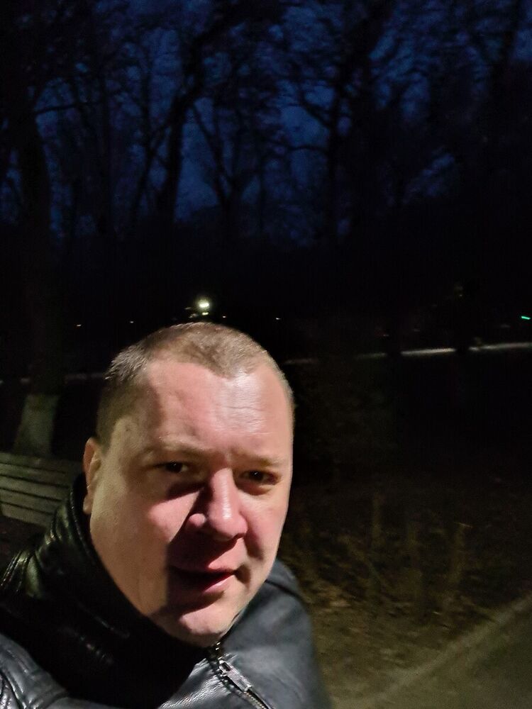  --,   , 44 ,     , c 