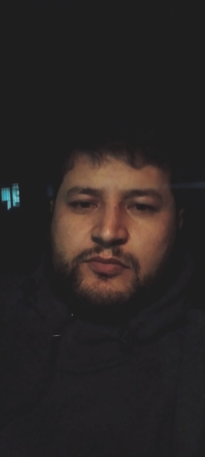  53946236  Servon, 32 ,    