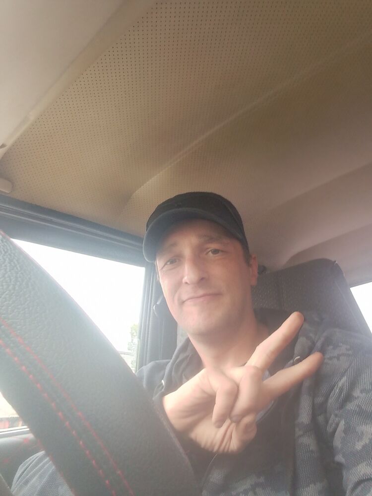  52310566  RUSSSLAN, 40 ,    