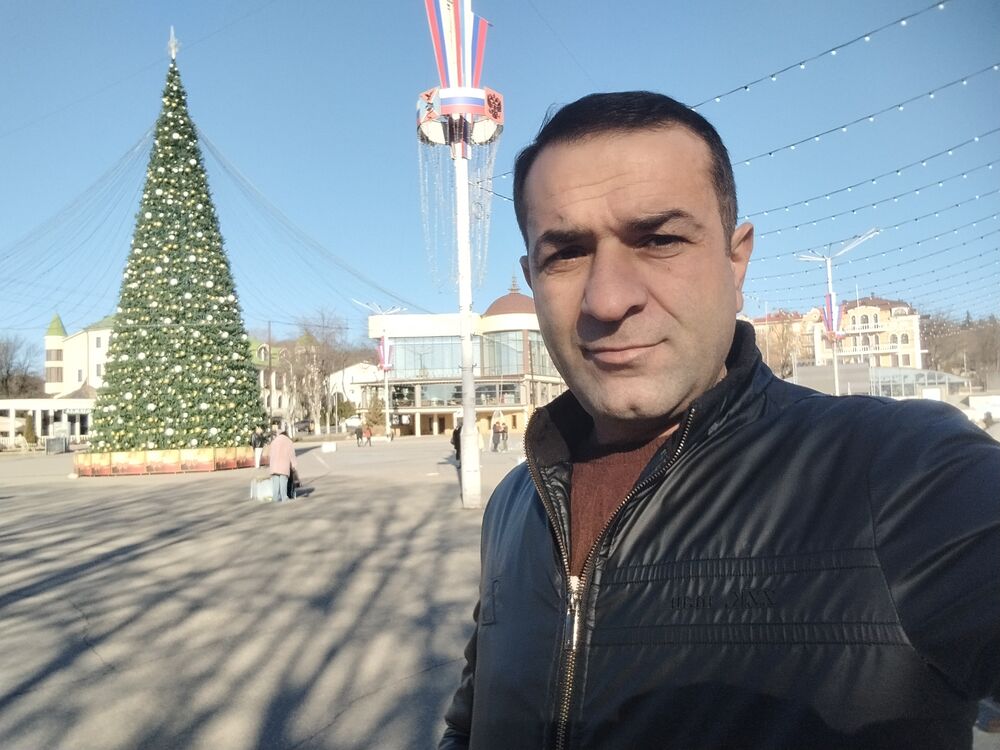  50352236  Roma, 44 ,    