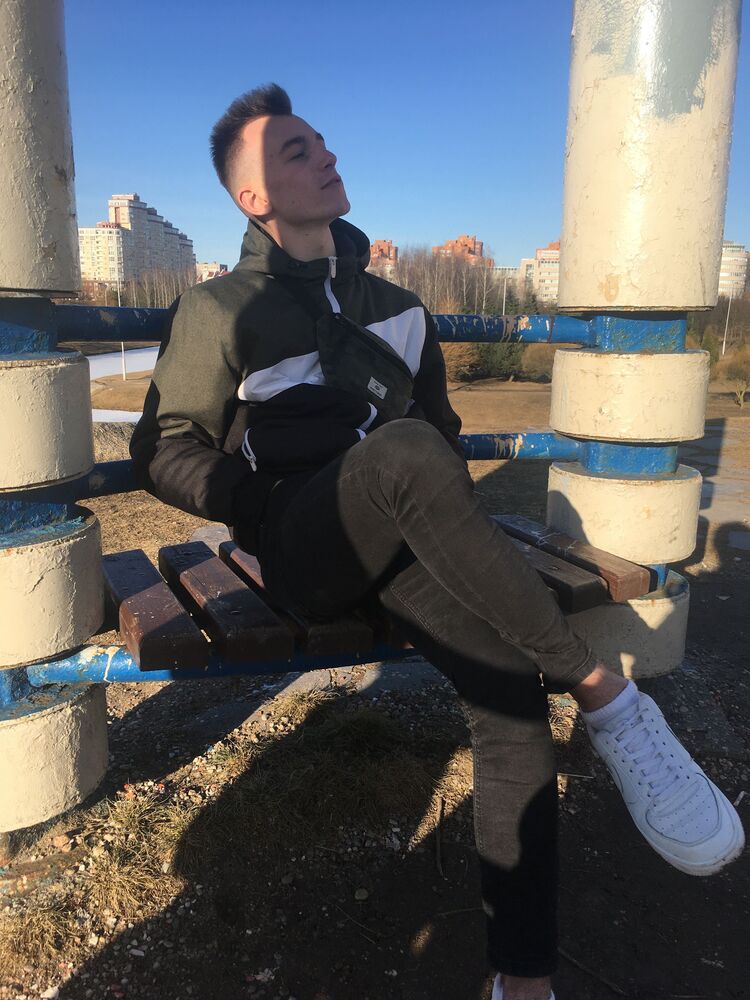  31544466  Naum, 26 ,    Bielany Wroclawskie