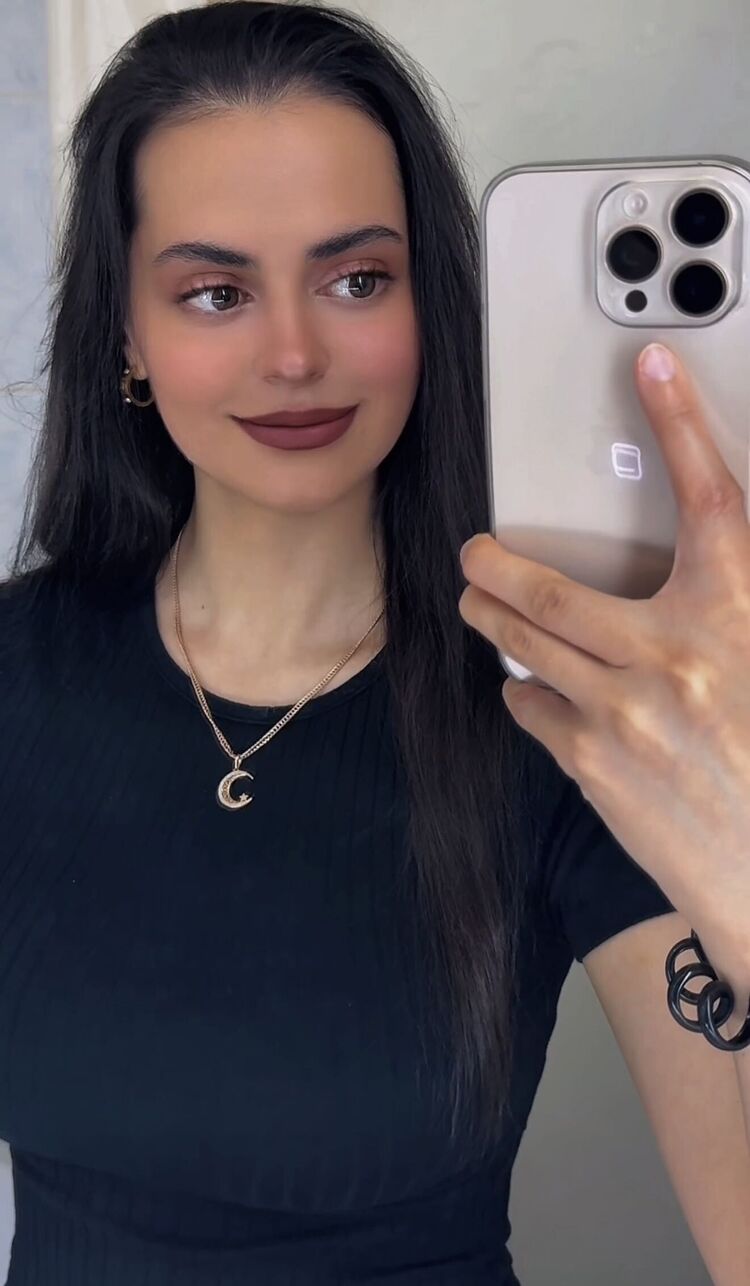  54187346  Maria, 30 ,    -