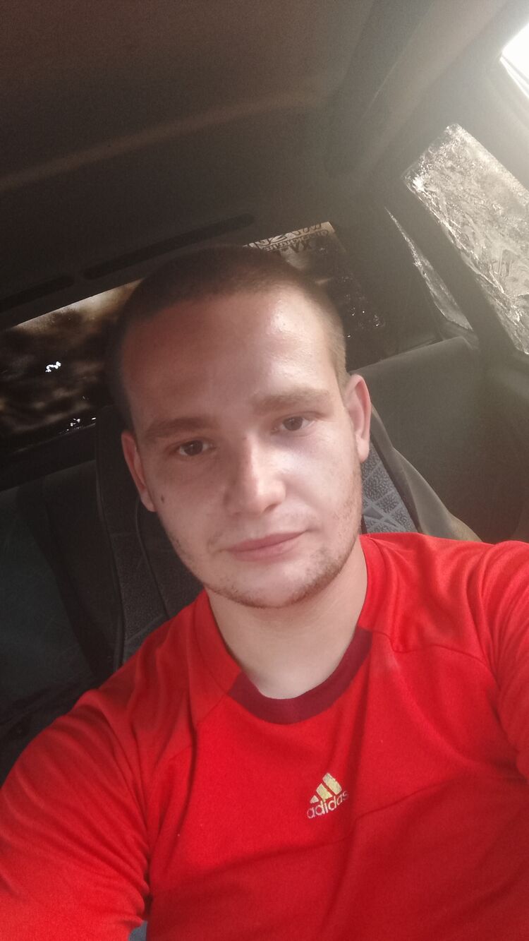  44928066  , 22 ,    