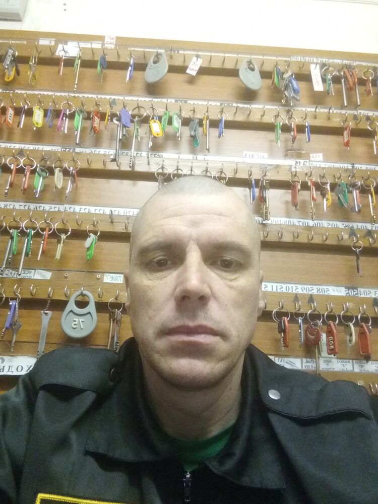  42519386  , 46 ,     