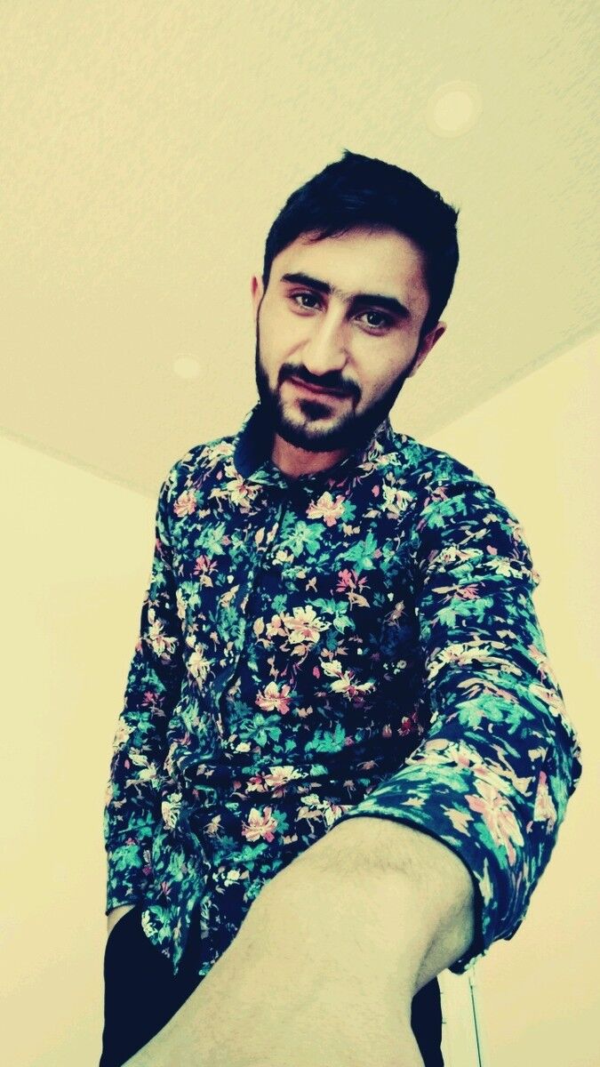  15732176  Sirak, 31 ,    