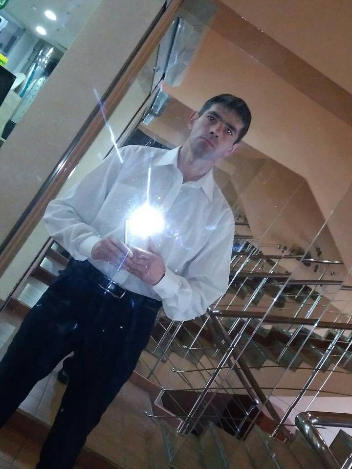  12045706  Serqej, 49 ,    