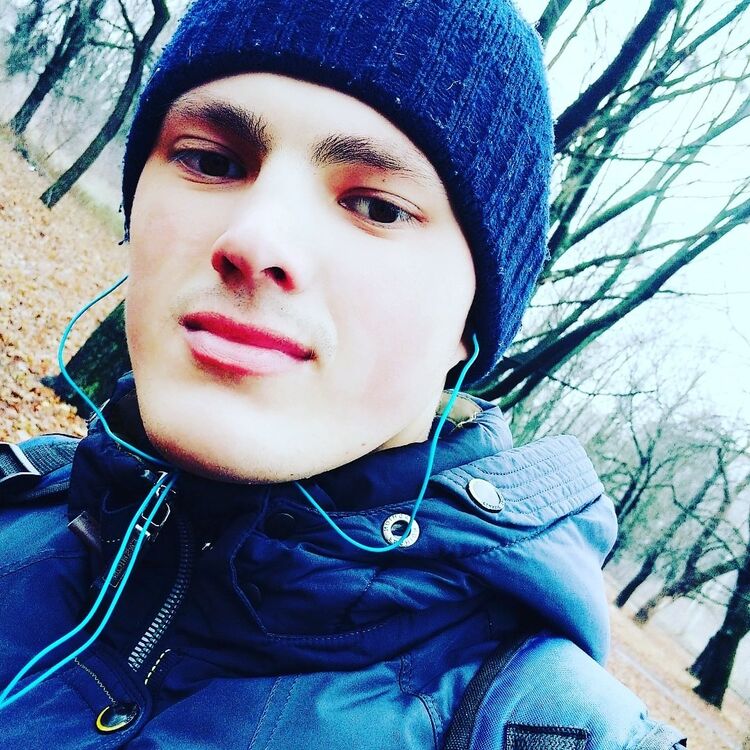  18302326  Qmali, 32 ,    