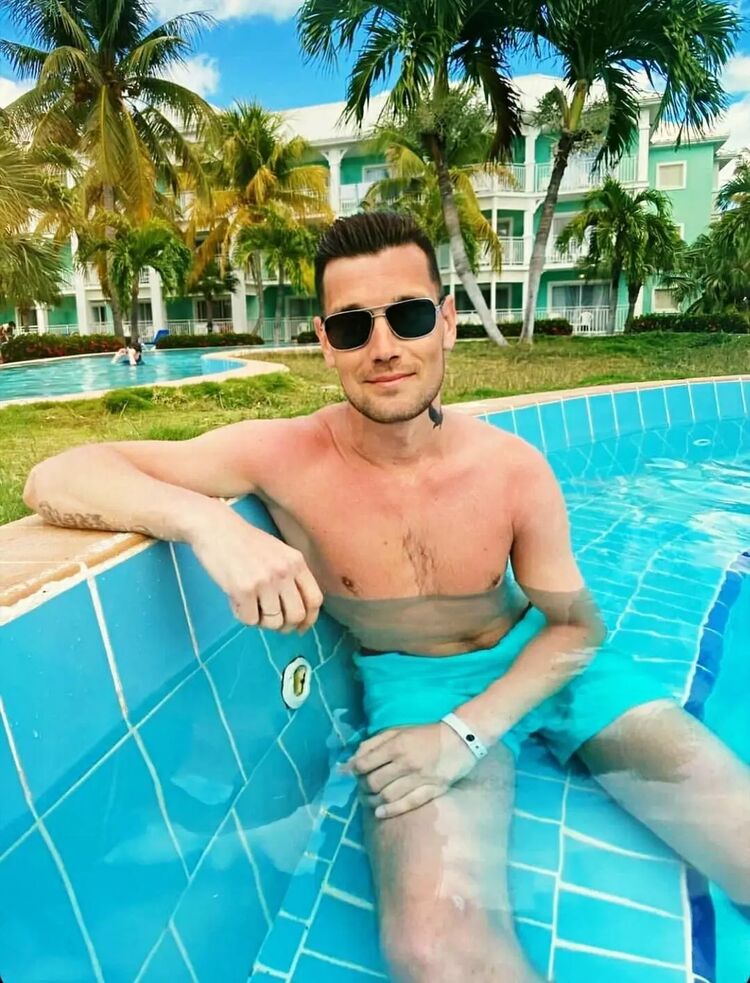 ���� 31949996 ������� ���������, 32 ����, ���� ���������� � ���������