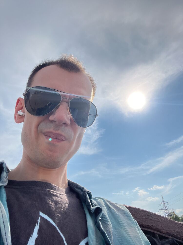  51042676  , 33 ,    