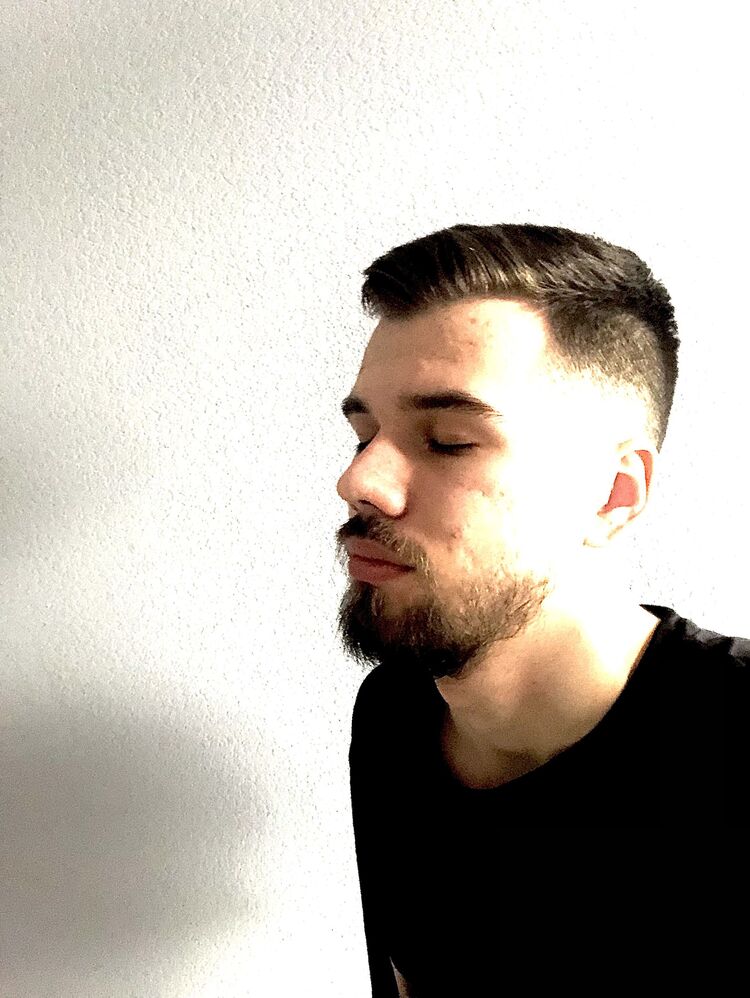 33854916  , 24 ,    