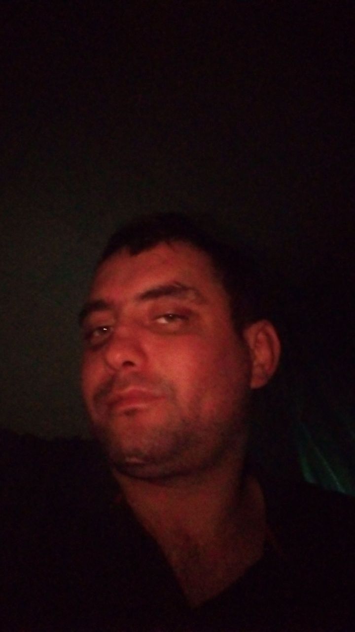  31174366  , 33 ,    